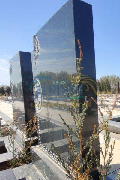 龙凤寝园陵园艺术碑型