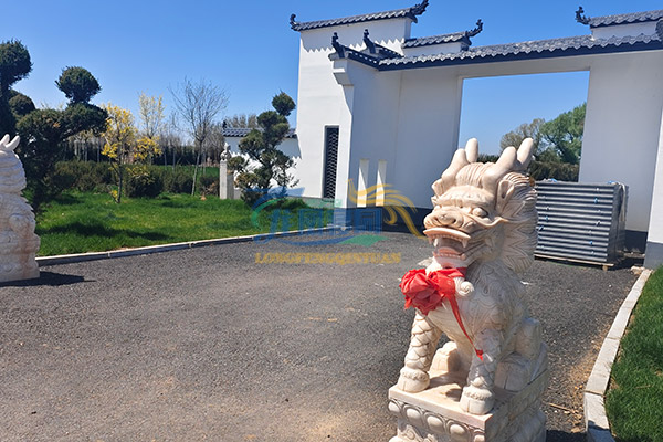 沈阳龙凤公墓是否提供树葬区域的定期维护服务？如何确保环境整洁？